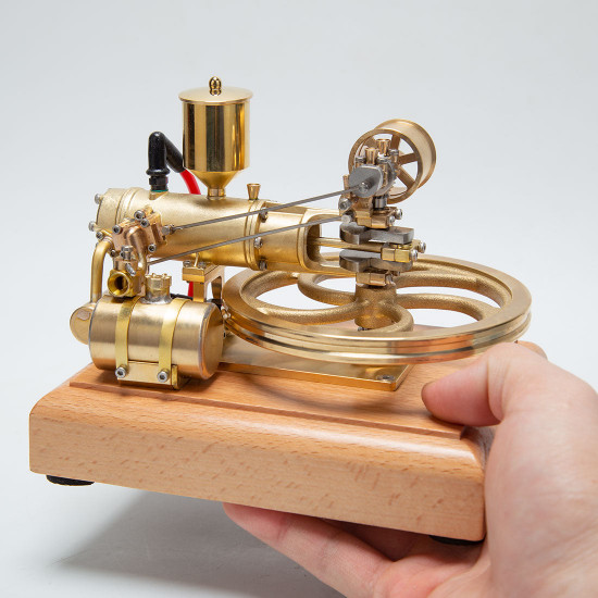 three wheeler scale horizontal engine model r18 single cylinder four-stroke 1.9cc three wheeler scale horizontal engine model r18 single cylinder four-stroke 1.9cc